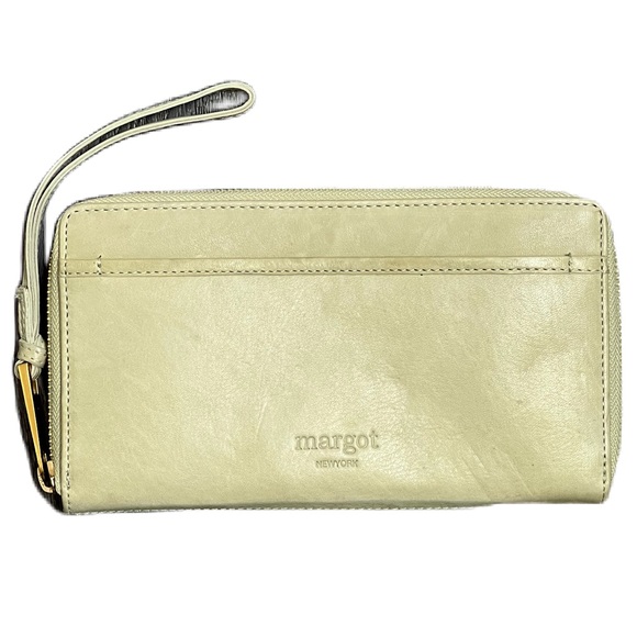 Margot New York Gabby large khaki green leather zip-around wallet wristlet - Picture 2 of 12